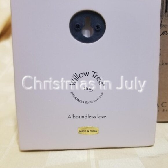 Willow Tree Susan Lordi Hug Plaque Puppy Dog #26513 with box - Picture 3 of 3